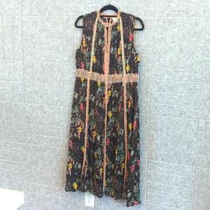 Foxiedox floral dress in size xl
